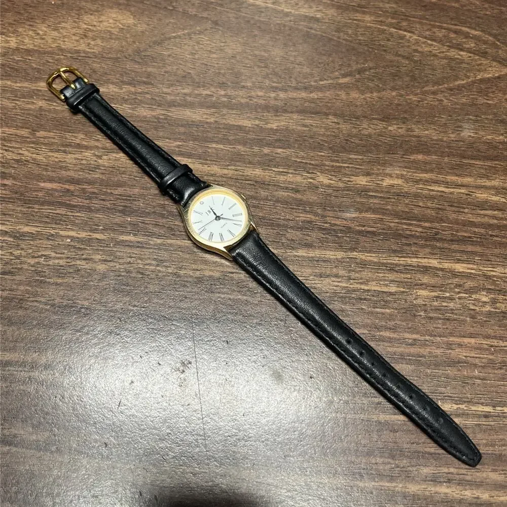 Camrose & Kross JBK Collection Japan Gold Tone Quartz Crystal Watch, G117877.